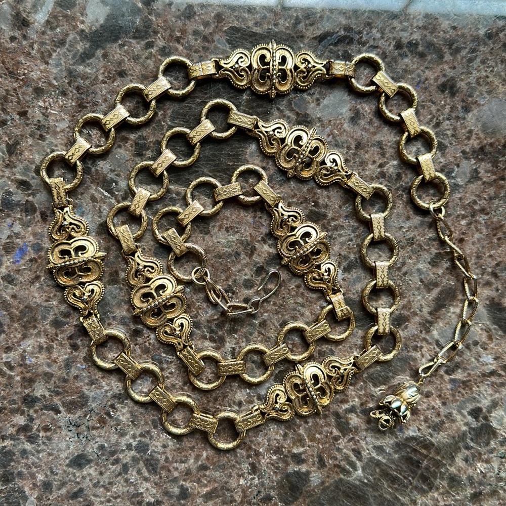1940's Rare Hollycraft Regency Hollywood Gold Tone Metal Chain Belt - Picture 3 of 14